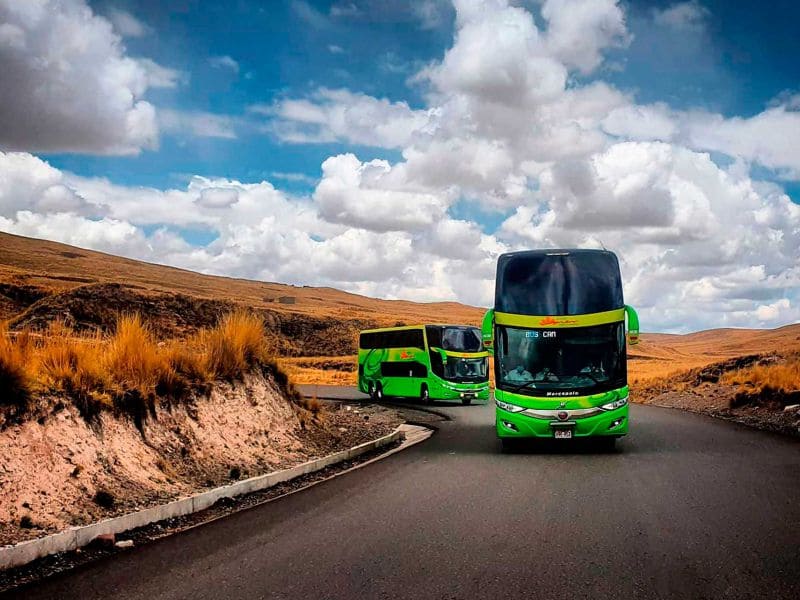El Bus Turistico desde Cusco a Puno 1 dia